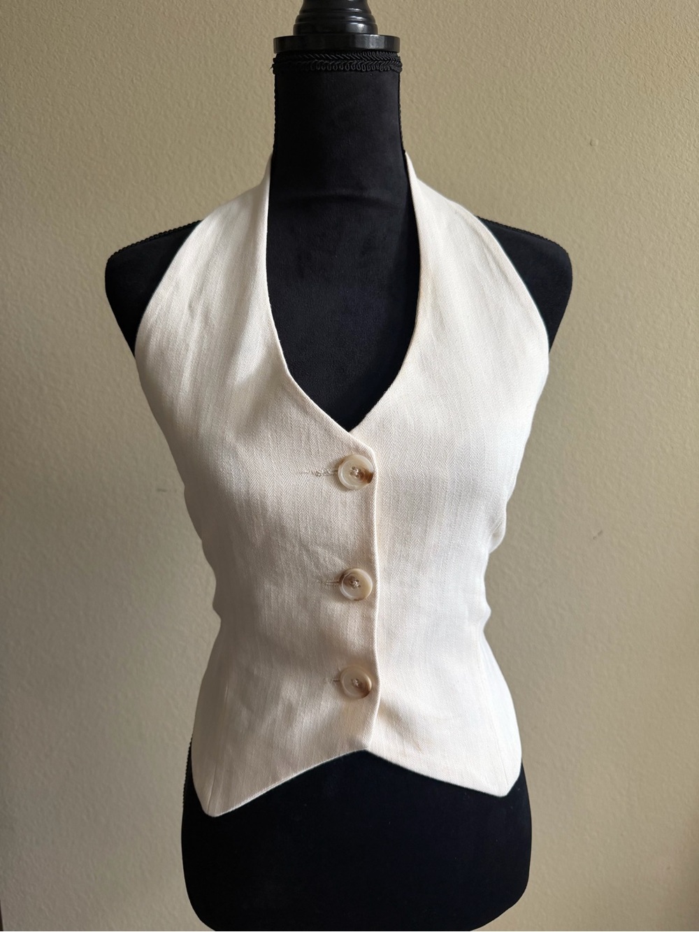 Cream Halter Button-Front Women’s Vest